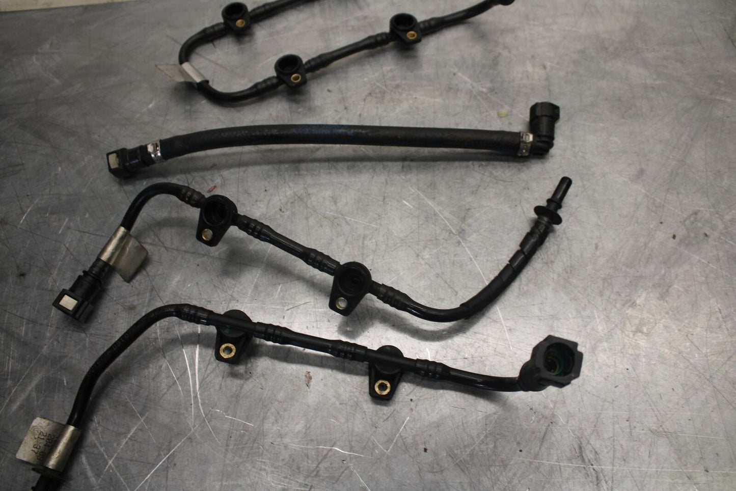 2010 Aprilia RSV1000R FUEL HOSE GAS LINE TUBE PIPE BB513