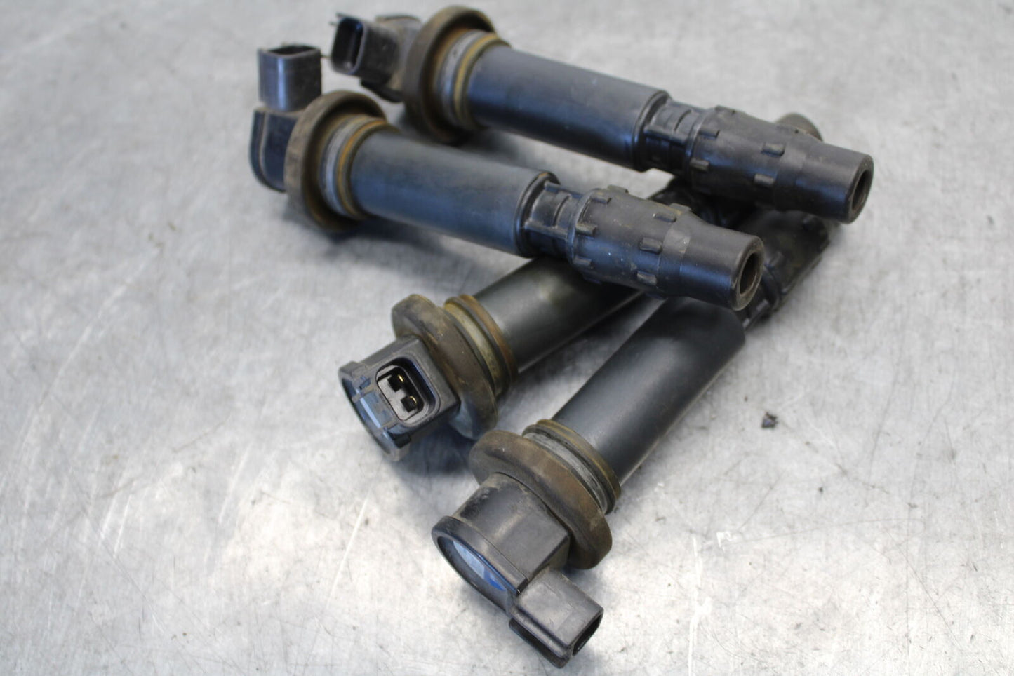 04-05 SUZUKI GSXR600 IGNITION COILS COIL SPARK PLUG CAPS 33410-29G00 BB658