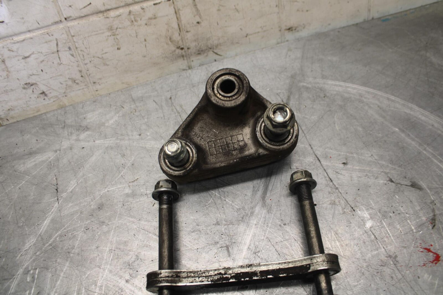 2017 Suzuki SV650 SV650AL7 ABS REAR DOGBONE SHOCK LINKAGE LINK BB511