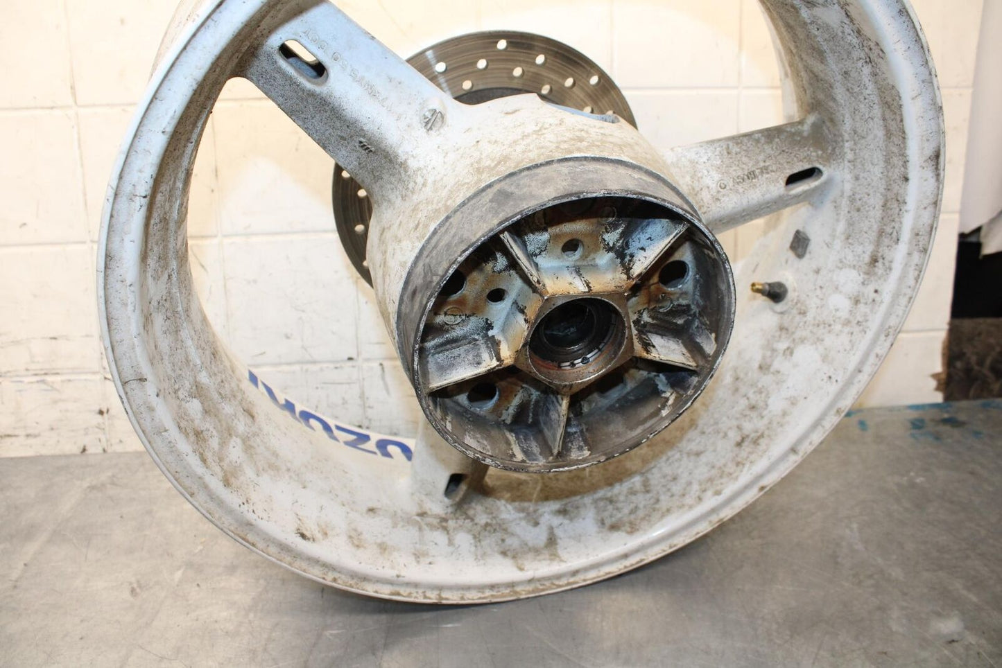 2001 Suzuki GSXR600 REAR WHEEL RIM ROTOR BB59