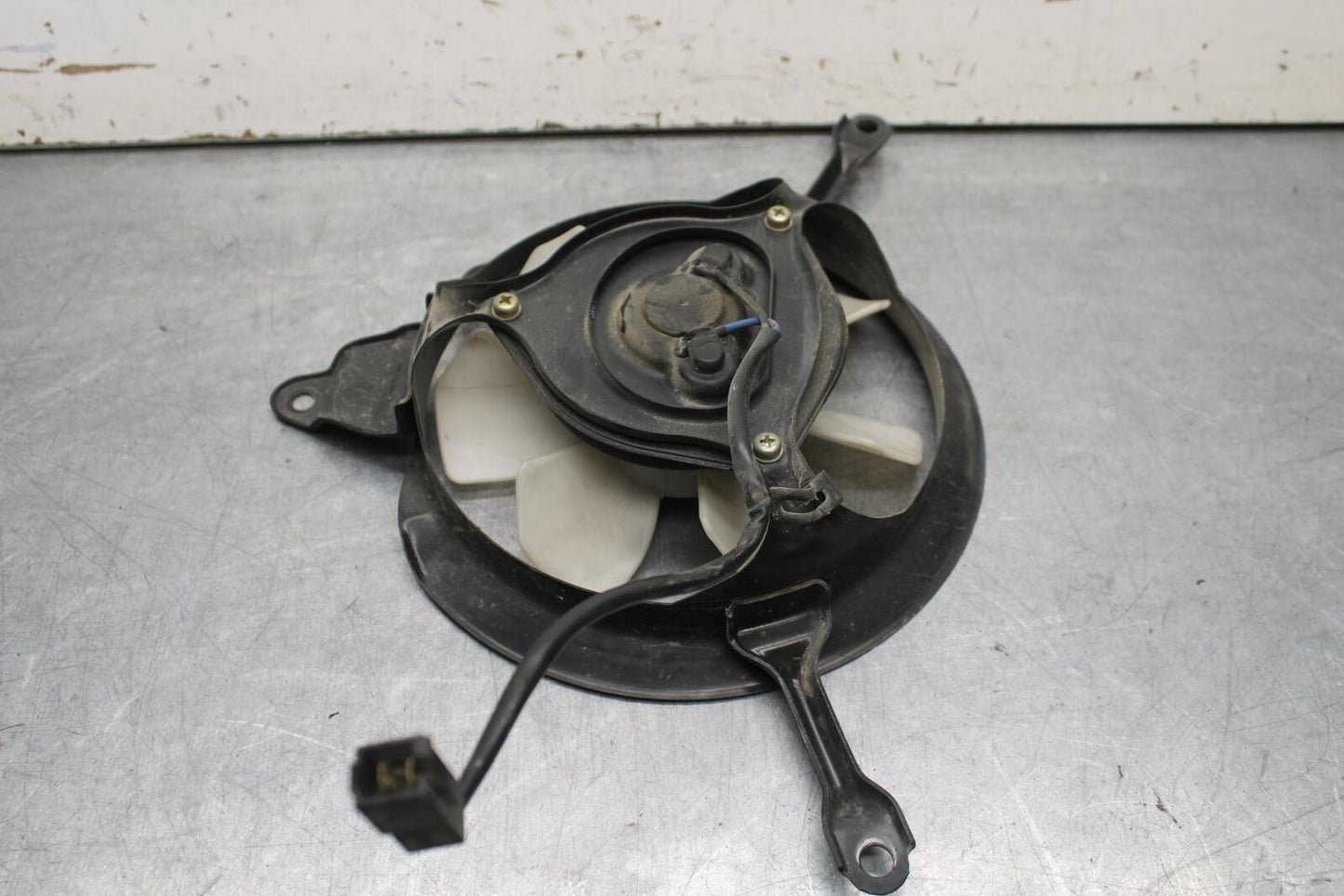 93-07 YAMAHA VMAX 1200 ENGINE RADIATOR COOLING FAN BB634