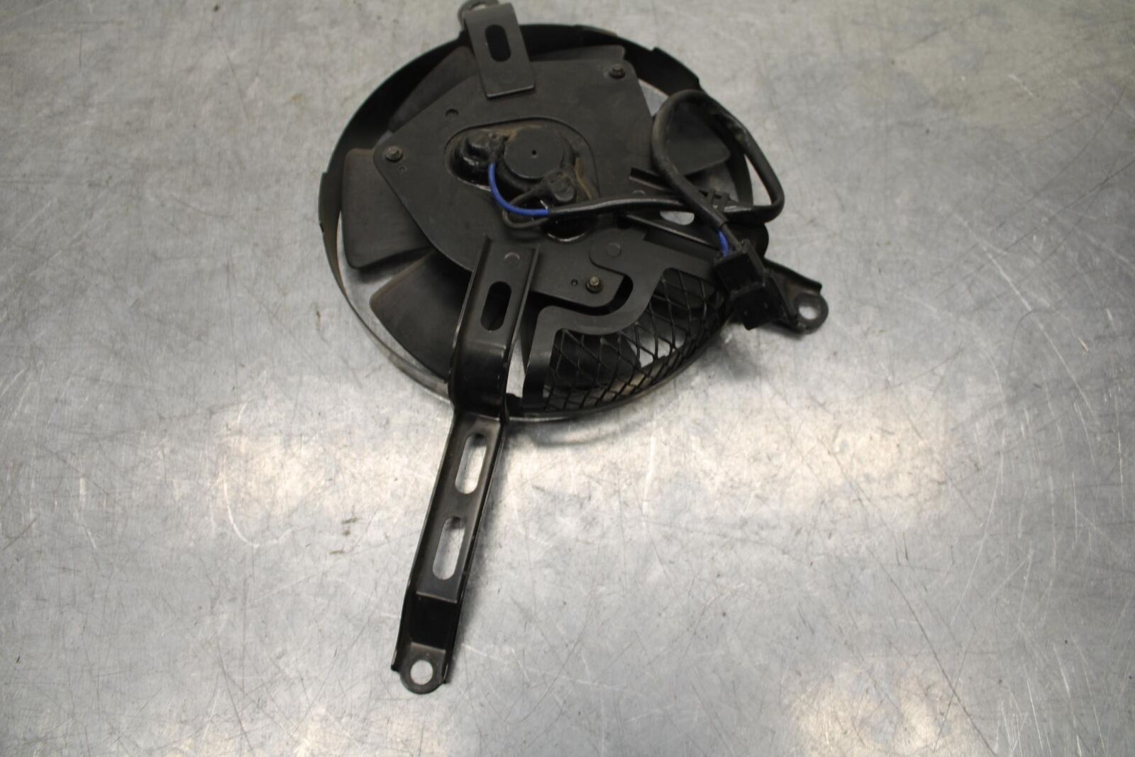 01 SUZUKI GSXR1000 ENGINE RADIATOR COOLING FAN BB100