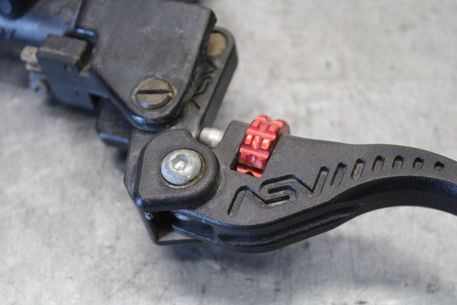 03-07 SUZUKI SV1000S HYDRAULIC CLUTCH MASTER CYLINDER w/ LEVER BB657