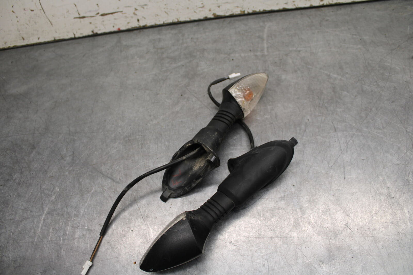 21-24 KTM 890 ADVENTURE R FRONT LEFT RIGHT TURN SIGNALS LIGHT INDICATORS BB723