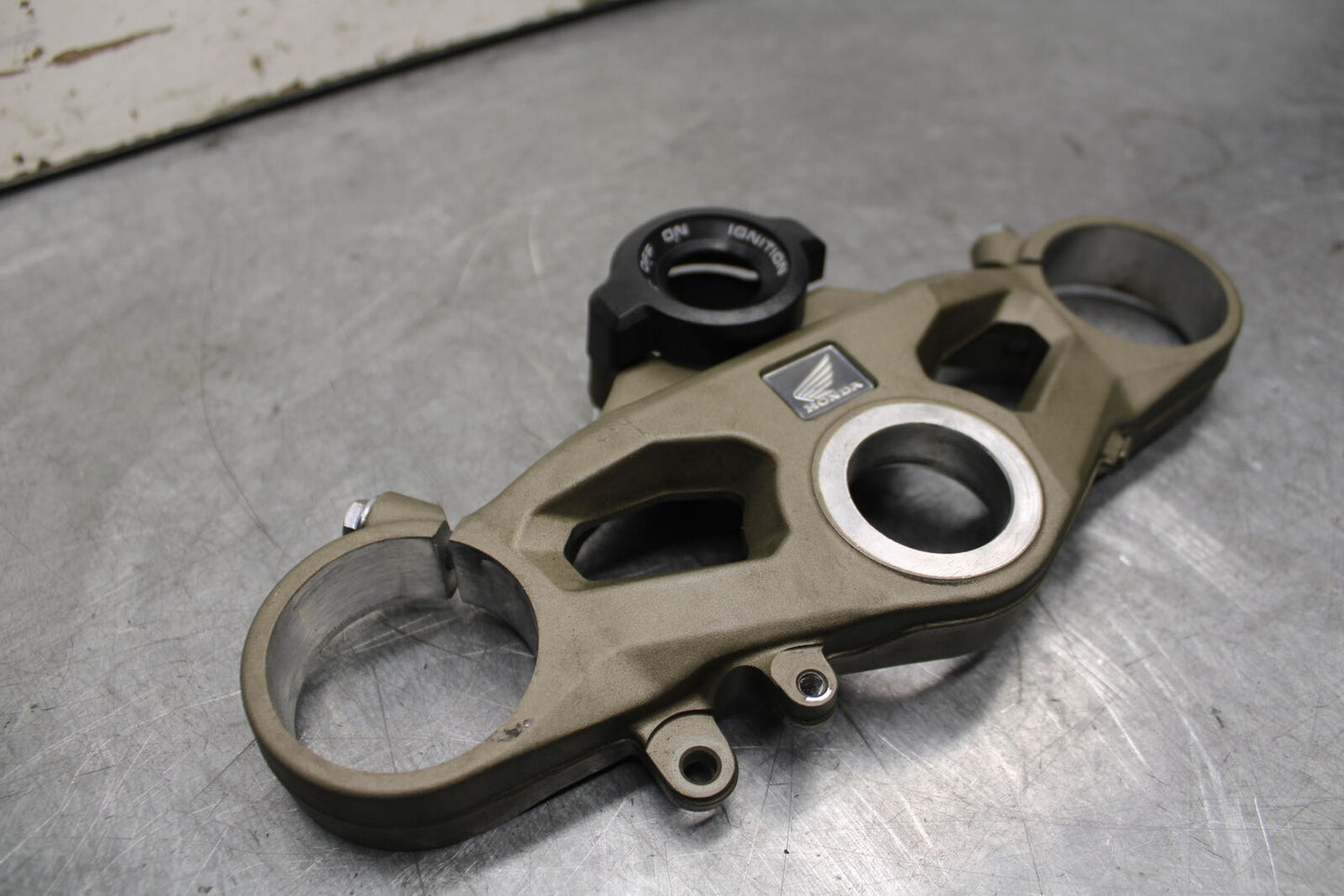 17-21 HONDA CBR1000RR SP FORKS UPPER TRIPLE TREE CLAMP BB681