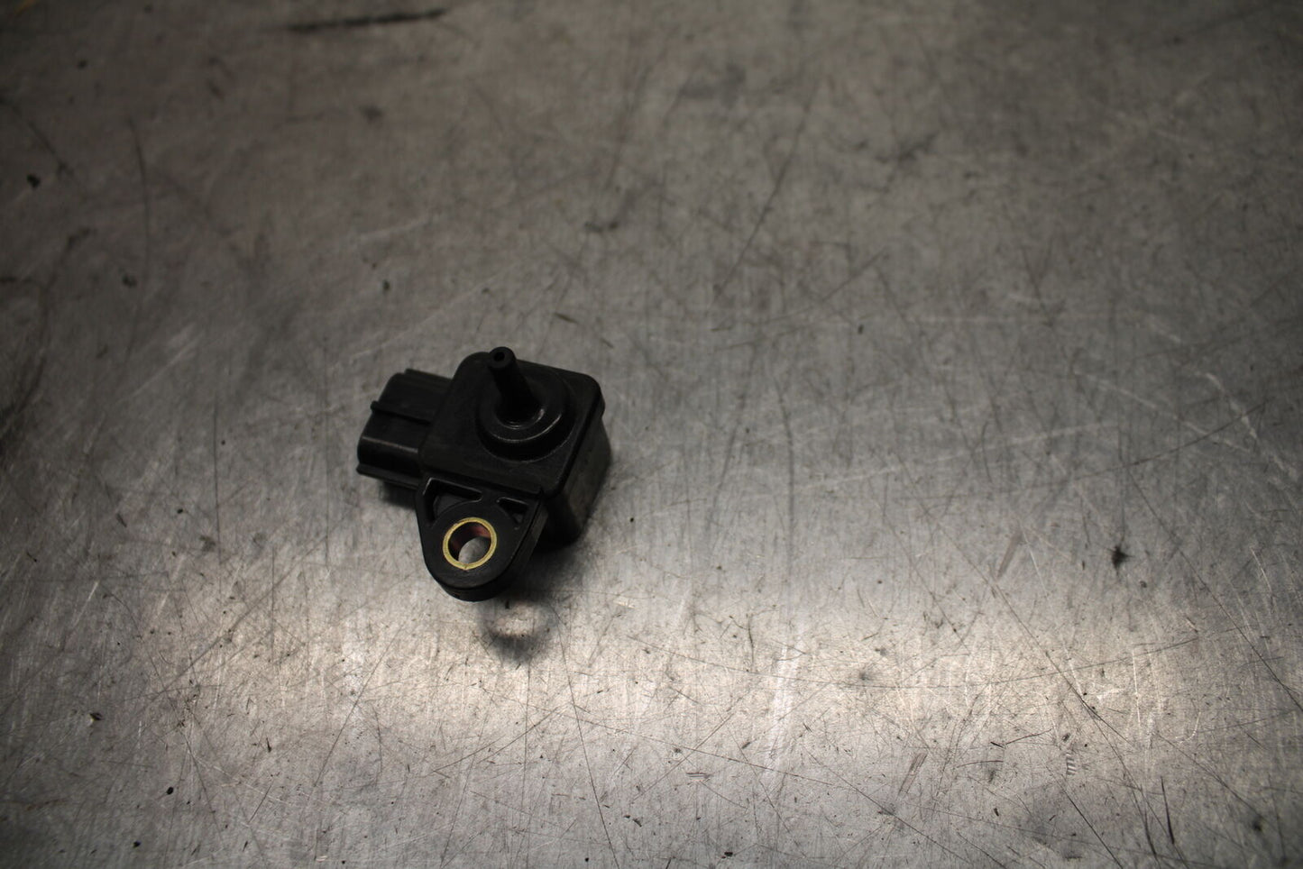 03-04 TRIUMPH DAYTONA 600 MAP MASS AIR FLOW PRESSURE SENSOR BB745