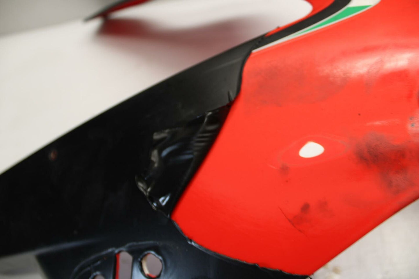 10-11 APRILIA RSV4 FRONT UPPER NOSE FAIRING COWL SHROUDBB268