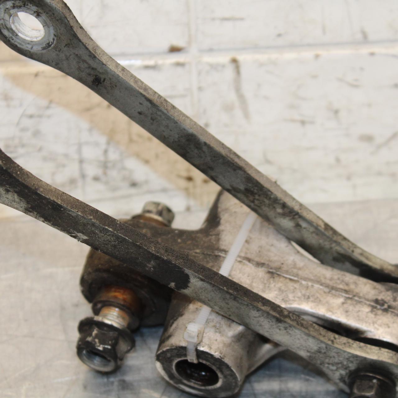 1997 Suzuki Bandit 1200 GSF1200S REAR DOGBONE SHOCK LINKAGE LINK BB559