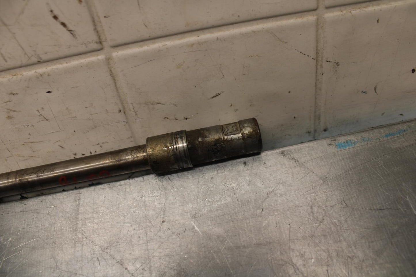 1984 Honda Interceptor 750 VF750F FRONT WHEEL RIM AXLE PIVOT BOLT BB38
