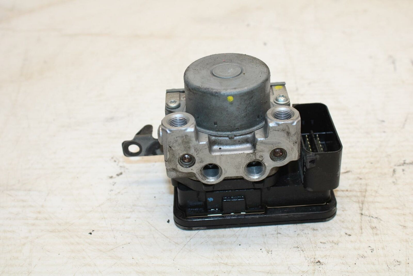 07-16 TRIUMPH STREET TRIPLE ABS PUMP UNIT MODULE BB356