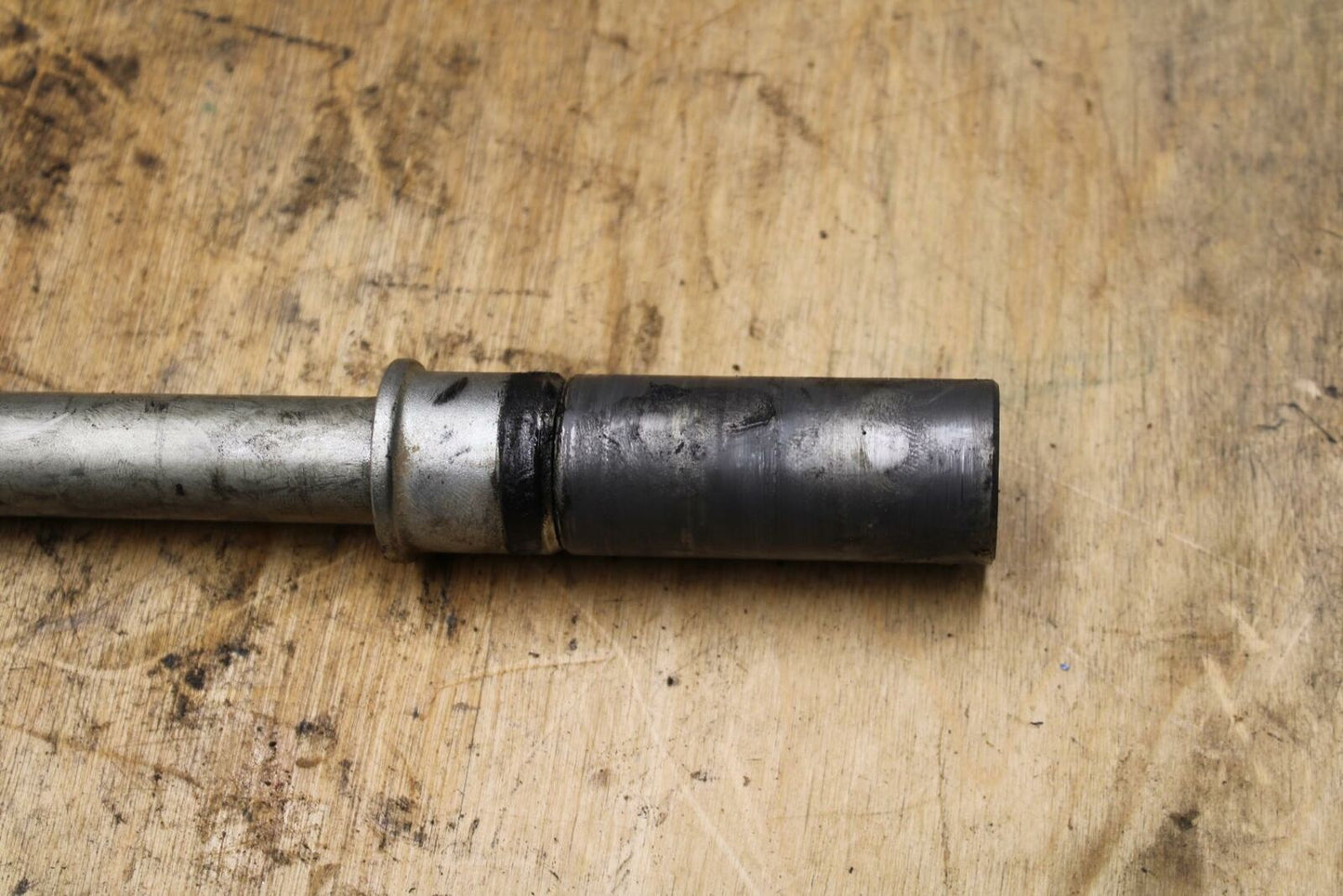 02-03 SUZUKI VSTROM 1000 FRONT WHEEL RIM AXLE PIVOT BOLT BB331