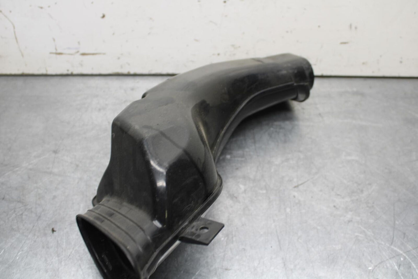 01-03 SUZUKI GSXR600 RIGHT LEFT AIR INTAKE DUCTS 94420-35F13 94430-35F11 BB633