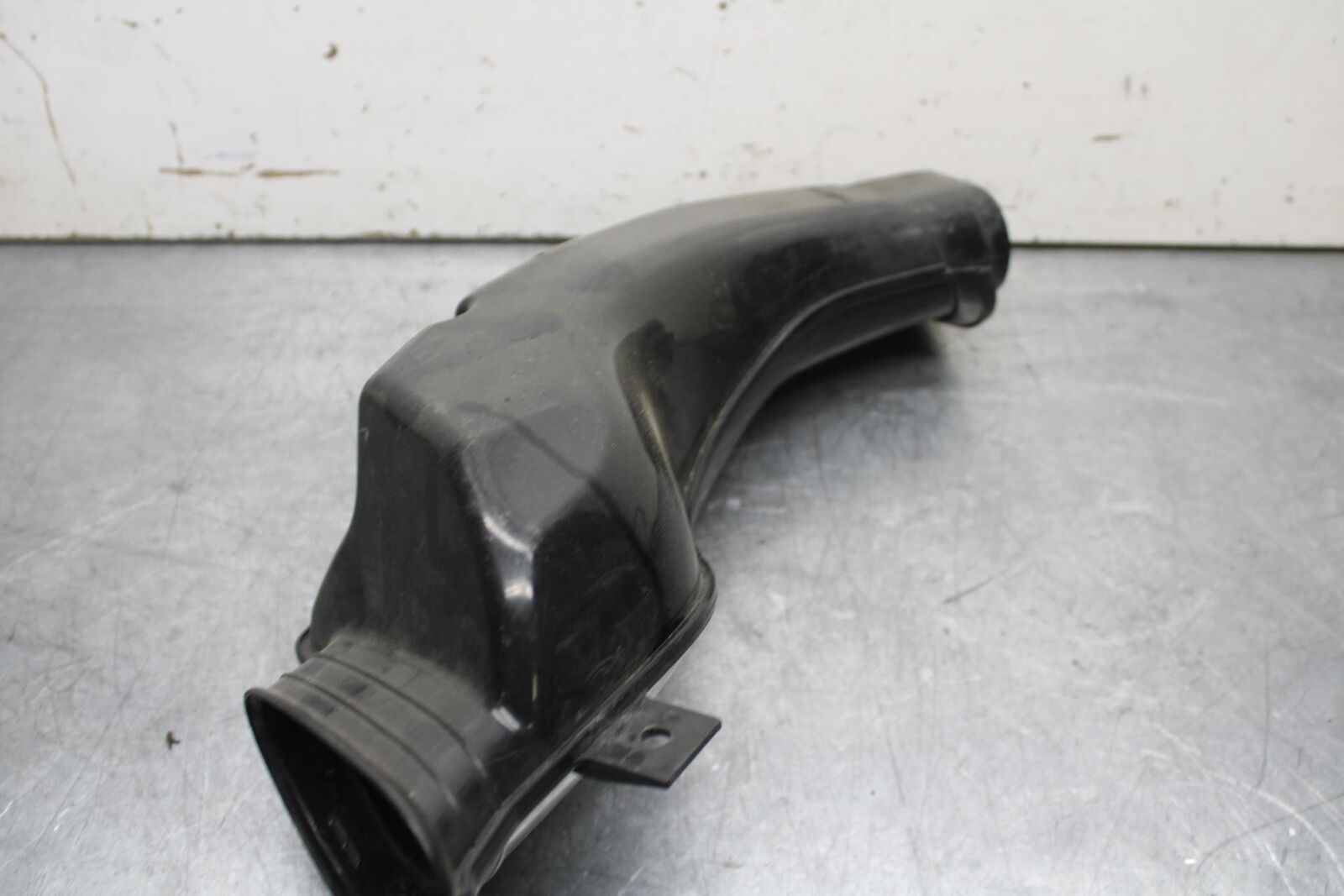 01-03 SUZUKI GSXR600 RIGHT LEFT AIR INTAKE DUCTS 94420-35F13 94430-35F11 BB633