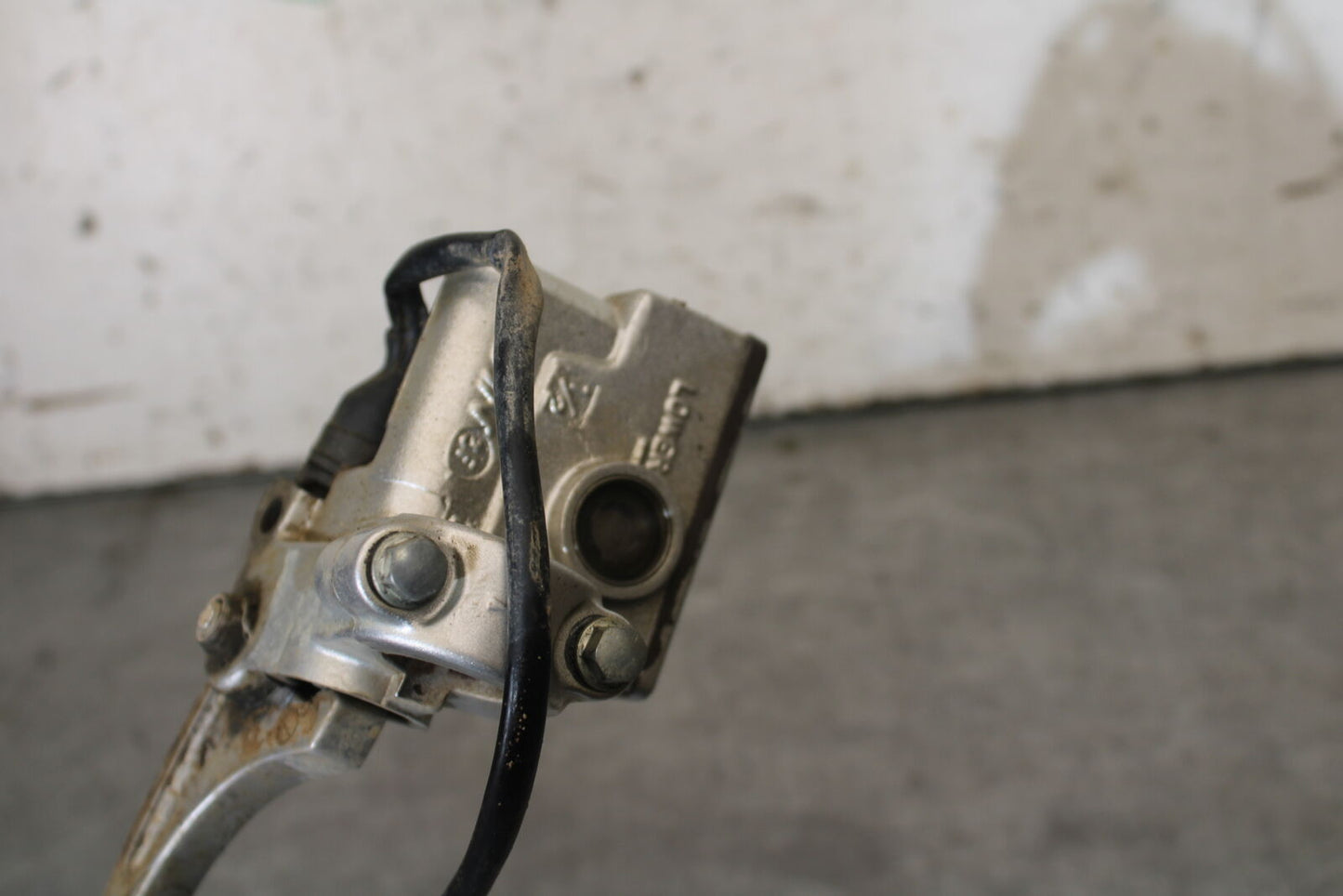 01-05 YAMAHA RAPTOR 660R FRONT BRAKE MASTER CYLINDER 5LP-2583T-03-00 BB695