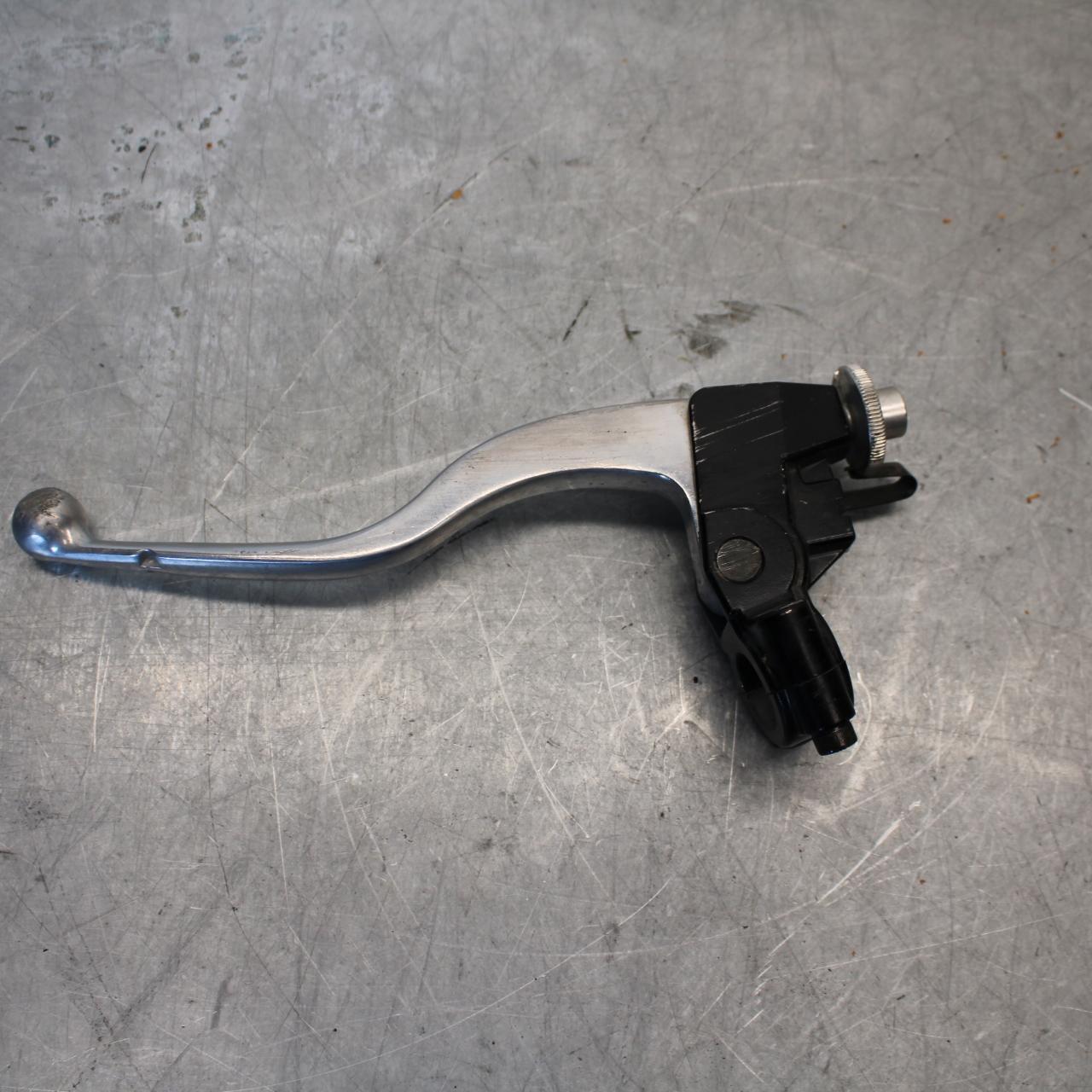 2006 Triumph Daytona 675 Triple CLUTCH PERCH MOUNT WITH LEVER BB434