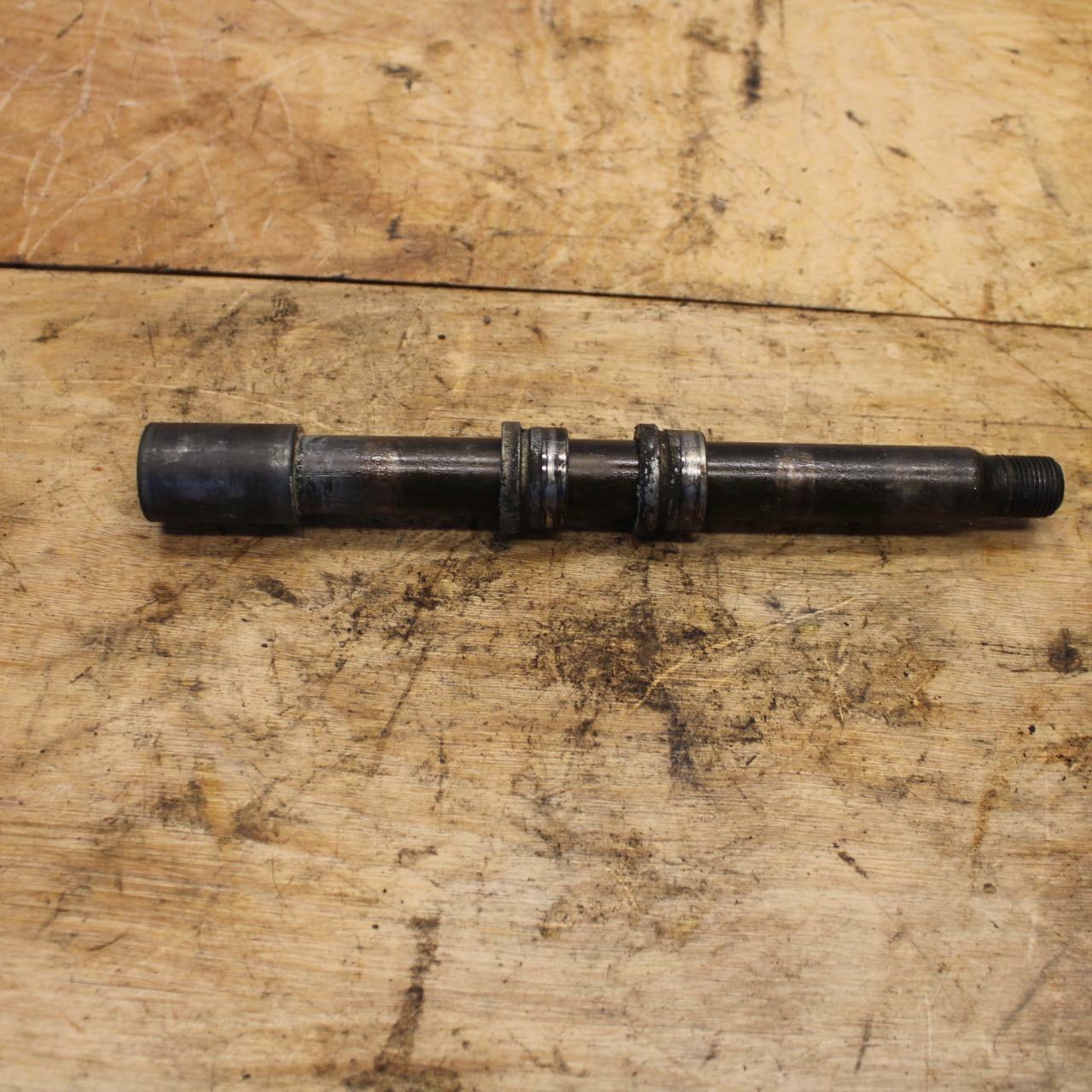 00-01 YAMAHA YZF R6 FRONT WHEEL RIM AXLE PIVOT BOLT BB327