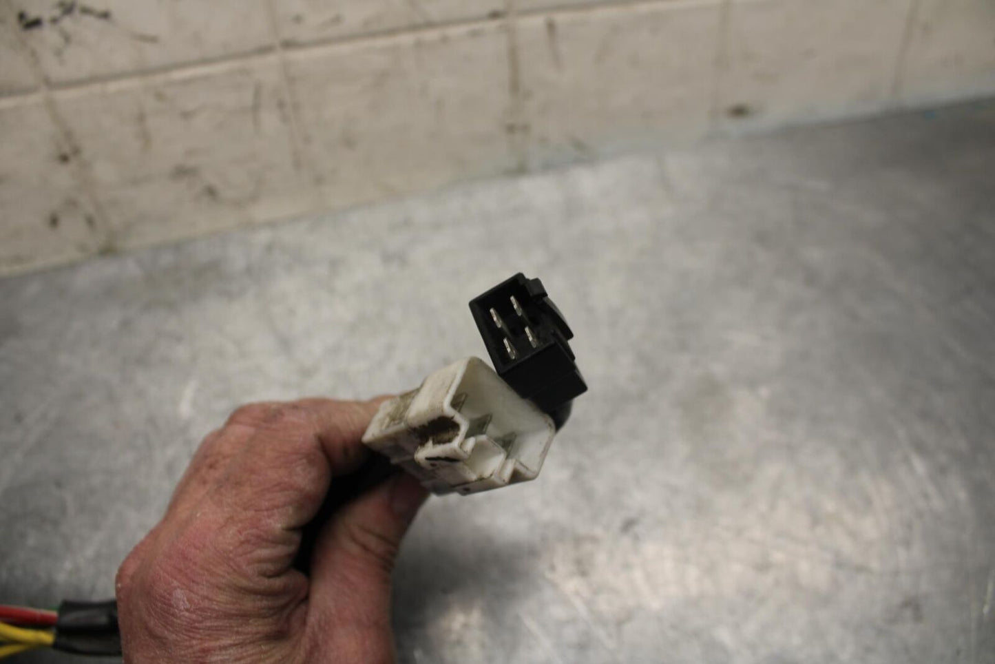 2009 Aprilia Shiver 750 SL750 RECTIFIER VOLTAGE REGULATOR BB506