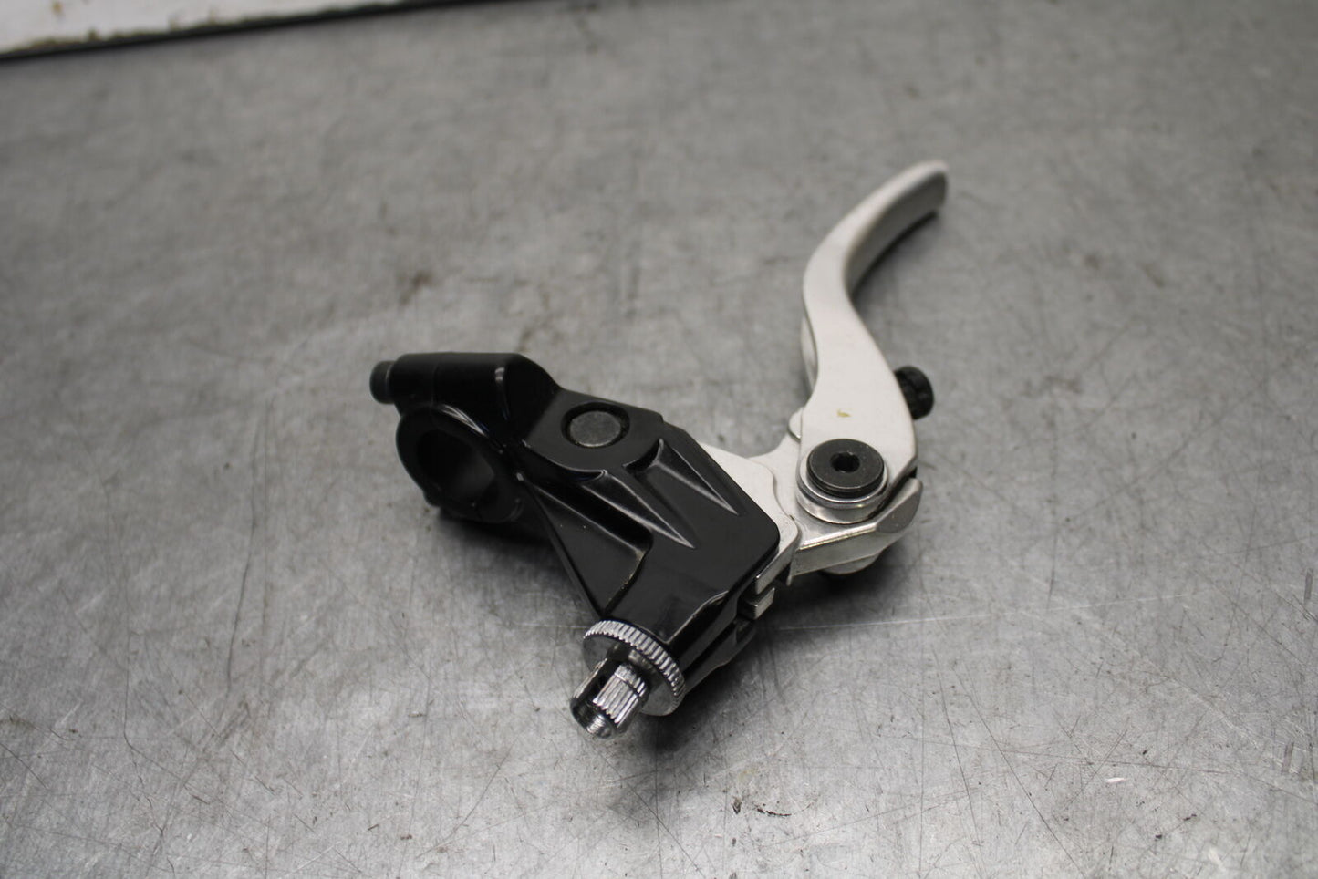 19-21 TRIUMPH SPEED TWIN 1200 CLUTCH PERCH MOUNT WITH LEVER BB653