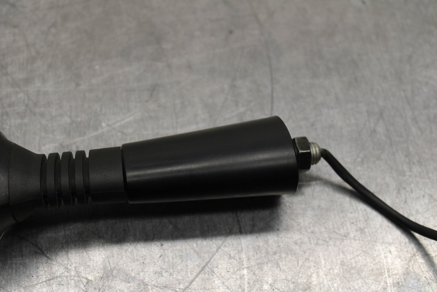 17-24 KTM 390 DUKE LEFT FRONT TURN SIGNAL LIGHT INDICATOR BB734