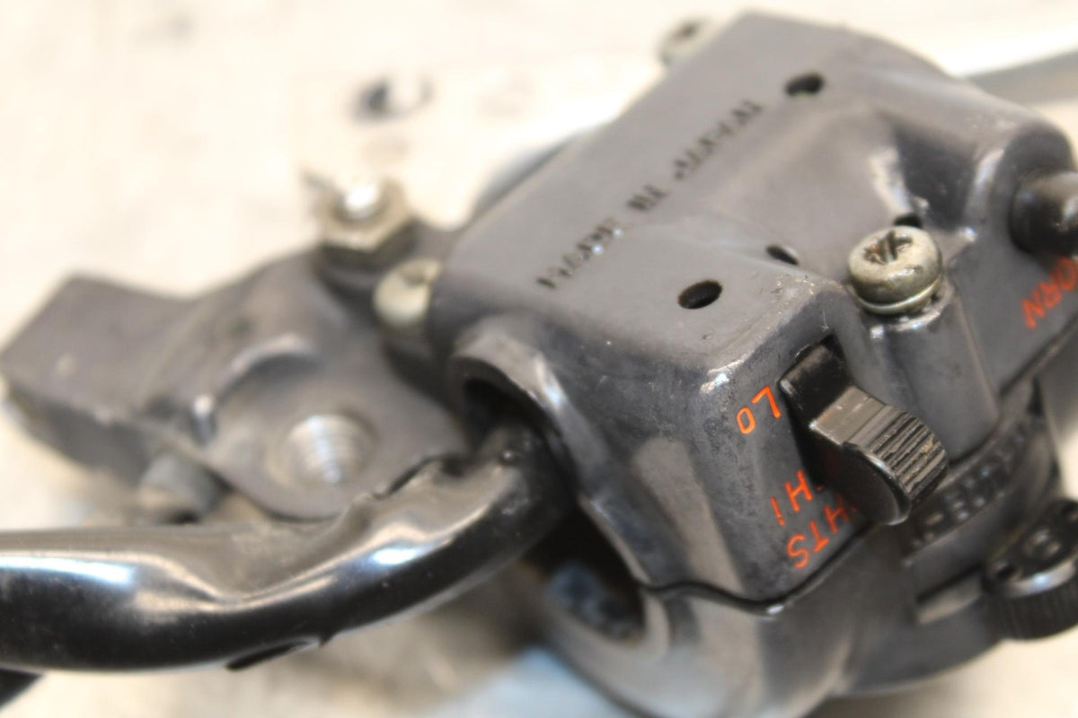 1977 Honda CB550K --- LEFT CLIP ON HANDLE HORN SIGNALS SWITCH BB592