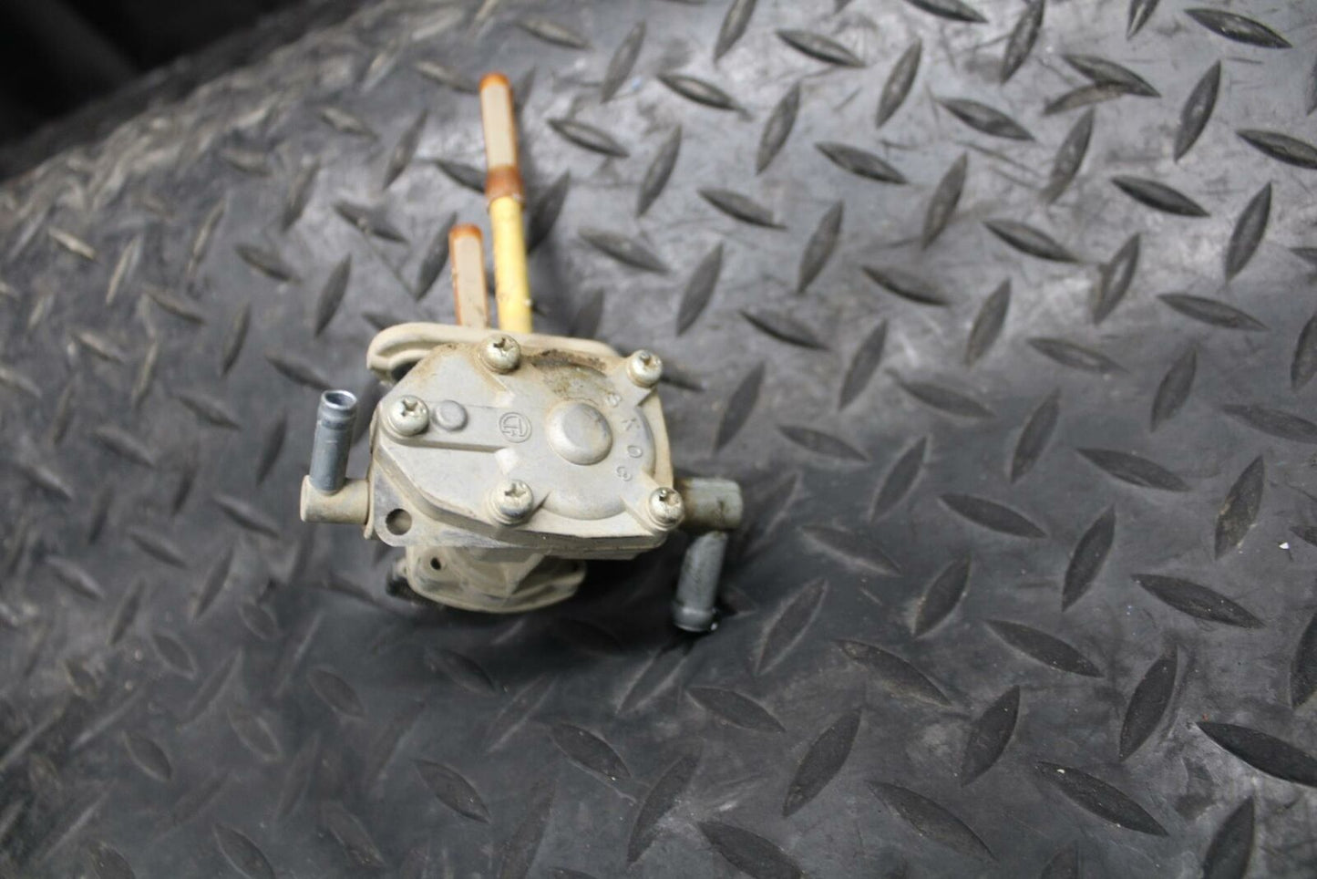 03-06 SUZUKI QUADSPORT Z400 FUEL GAS TANK PETCOCK SHUT ON OFF VALVE BB207
