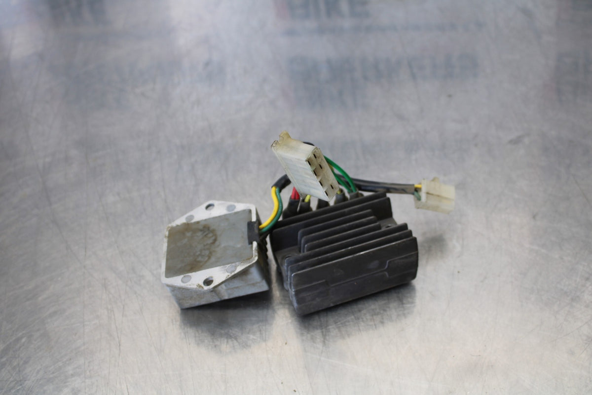 76-77 HONDA GOLDWING 1000 RECTIFIER VOLTAGE REGULATOR SET KIT BB171