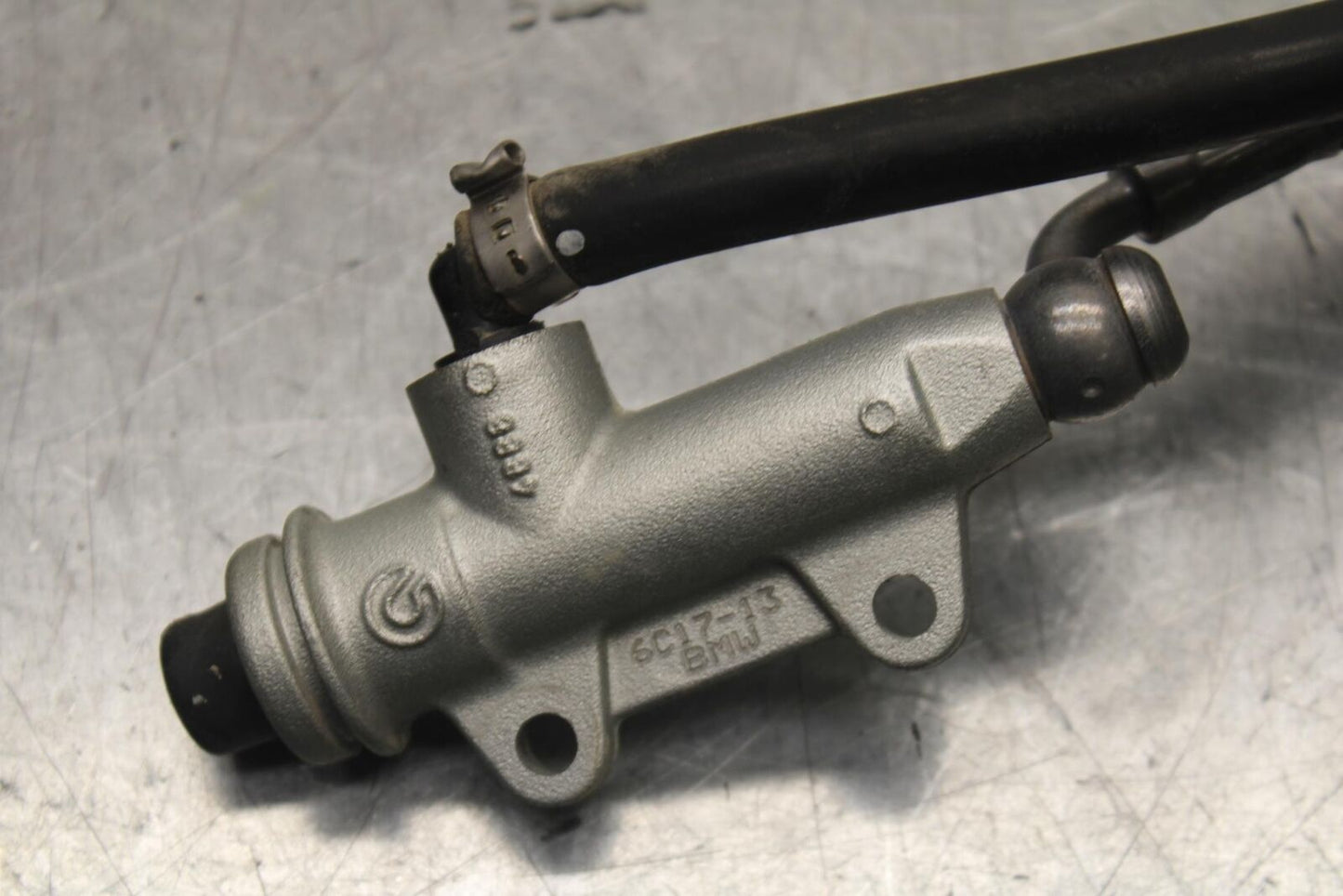 2016 BMW S1000R ABS REAR BACK BRAKE MASTER CYLINDER W RESERVOIR BB604