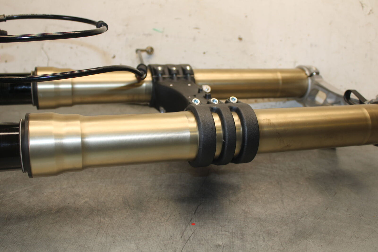 12-15 DUCATI 1199 PANIGALE COMPLETE FRONT END FORKS SUSPENSION TRIPLE BB705