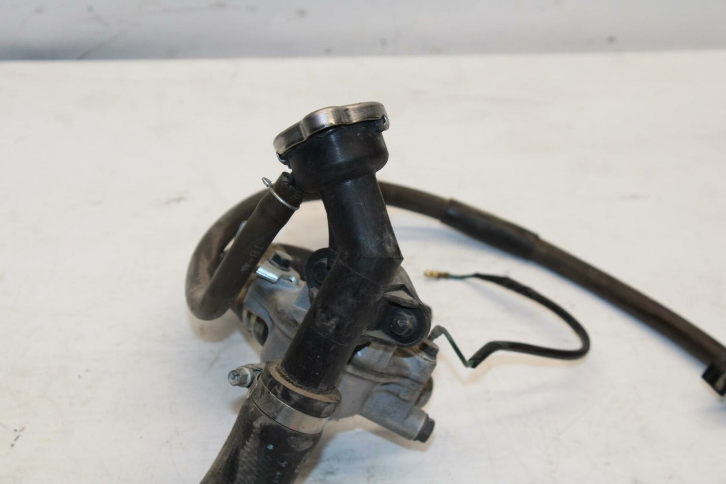 00-07 HONDA SHADOW SABRE 1100 THERMOSTAT W HOUSING ASSEMBLY BB350