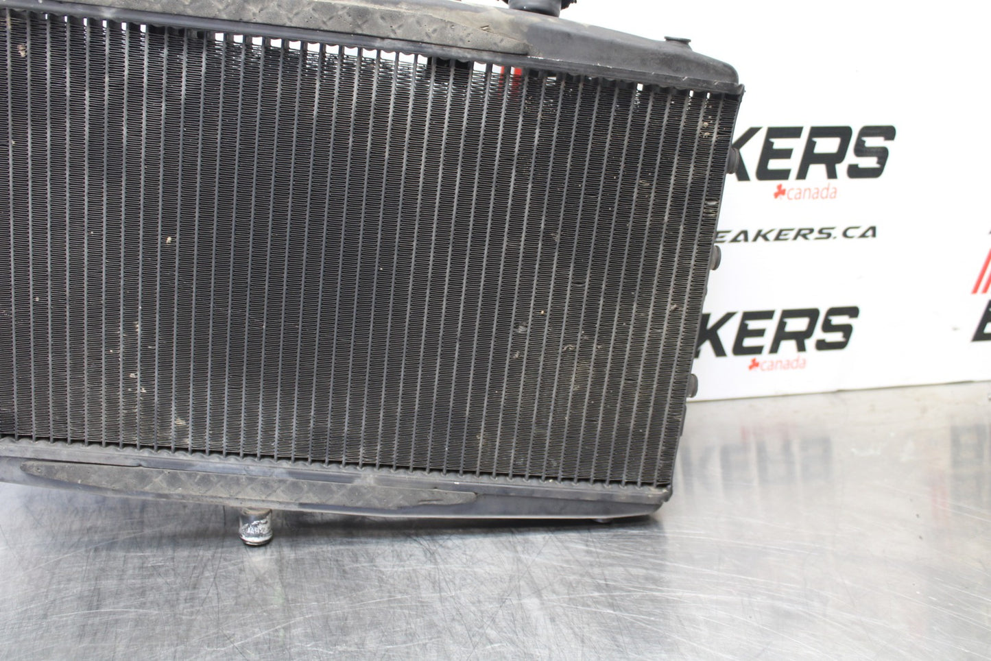 05 TRIUMPH ROCKET III ENGINE COOLER COOLING RADIATOR RADIATER BB186