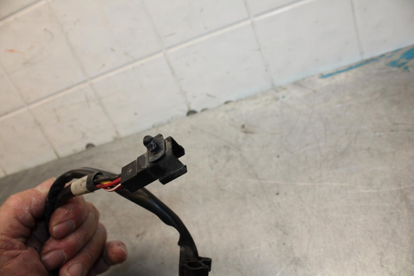06-07 TRIUMPH DAYTONA 675 DAYTONA 675 RIGHT CLIP KILL OFF START SWITCH BB441
