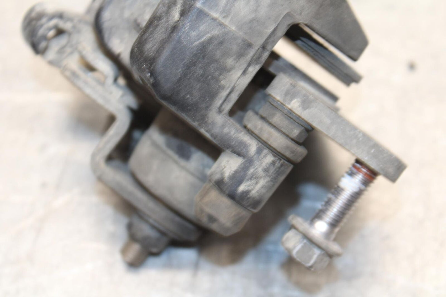 17 HONDA CRF1000LD AFRICA TWIN DCT ABS REAR BACK BRAKE CALIPER W MOUNT BB97