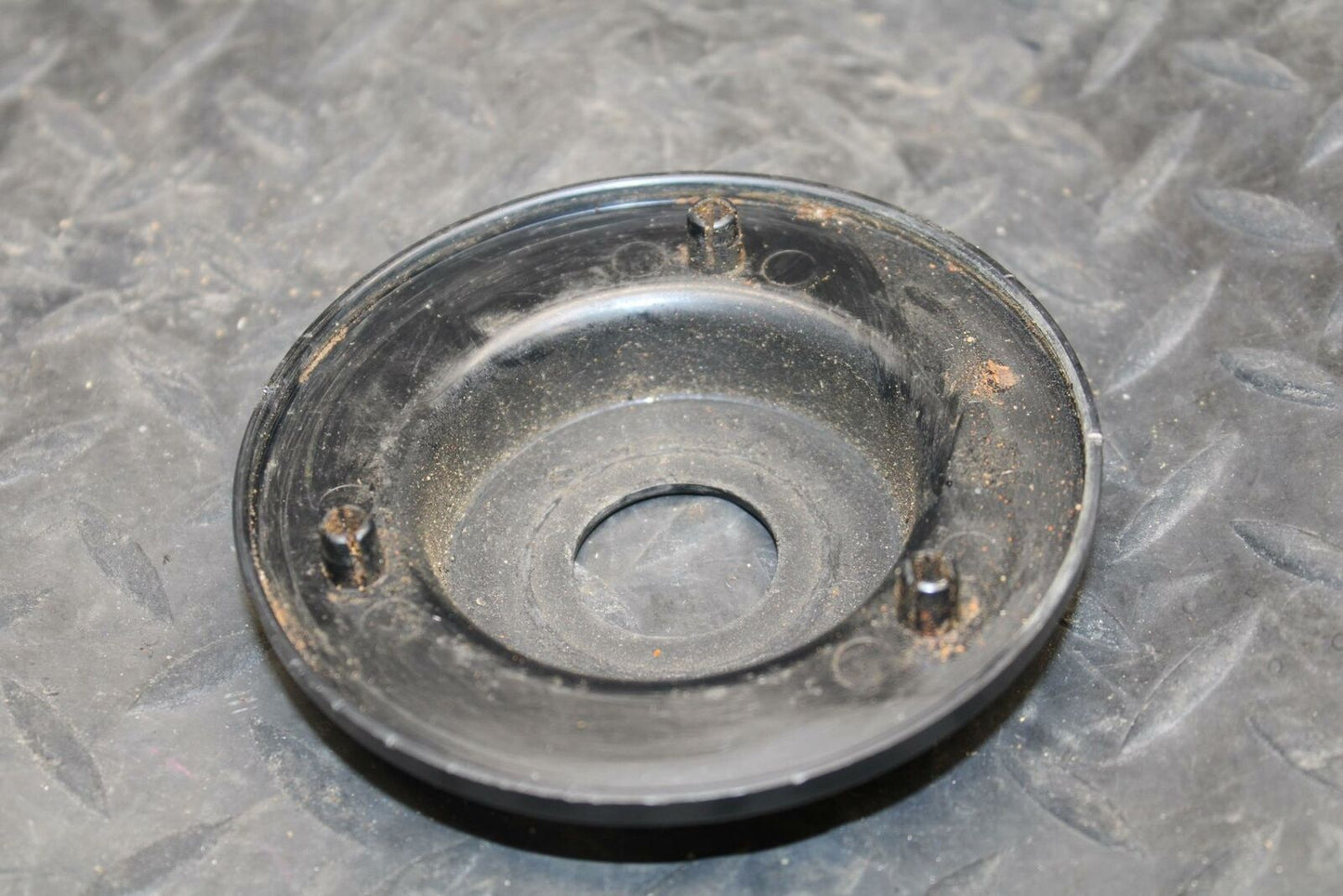 78 SUZUKI GS550E FRONT WHEEL HUB CAP COVER DISC BB212