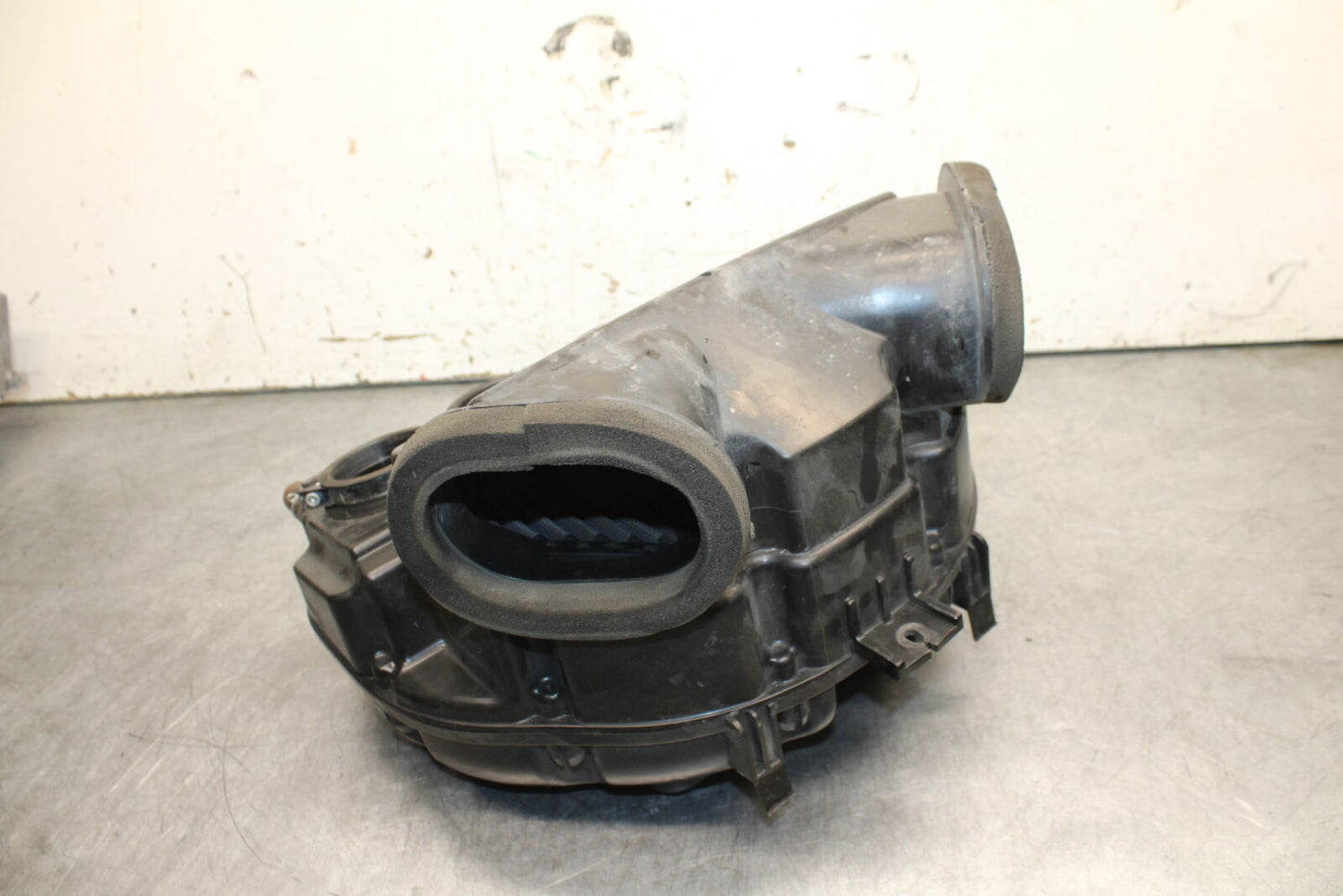 06-07 SUZUKI GSXR 600 AIRBOX AIR INTAKE FILTER BOX/ K&N AIRFILTER BB737