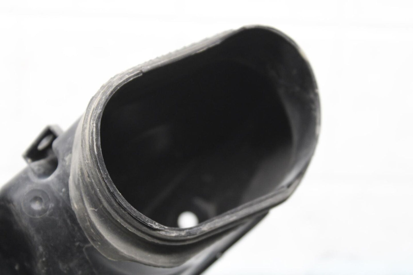 2017 Suzuki GSXR600 RIGHT LEFT AIR INTAKE DUCTS 94420-14J00 94430-14J00 BB598