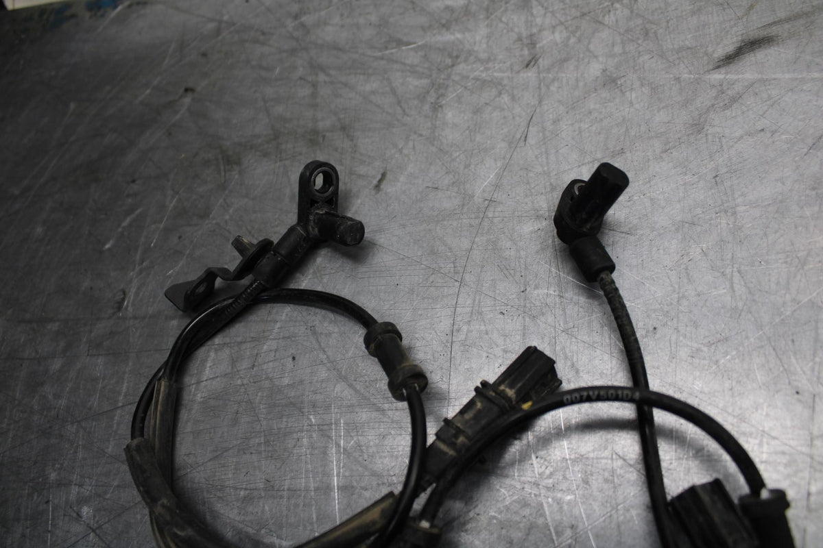 18 KAWASAKI Z 400 FRONT REAR ABS BRAKE SENSOR BB469