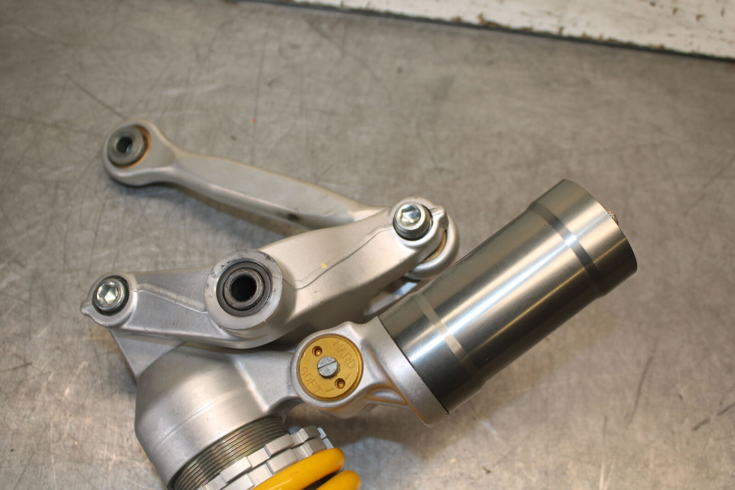 12-15 DUCATI 1199 PANIGALE REAR BACK SHOCK ABSORBER SUSPENSION BB705