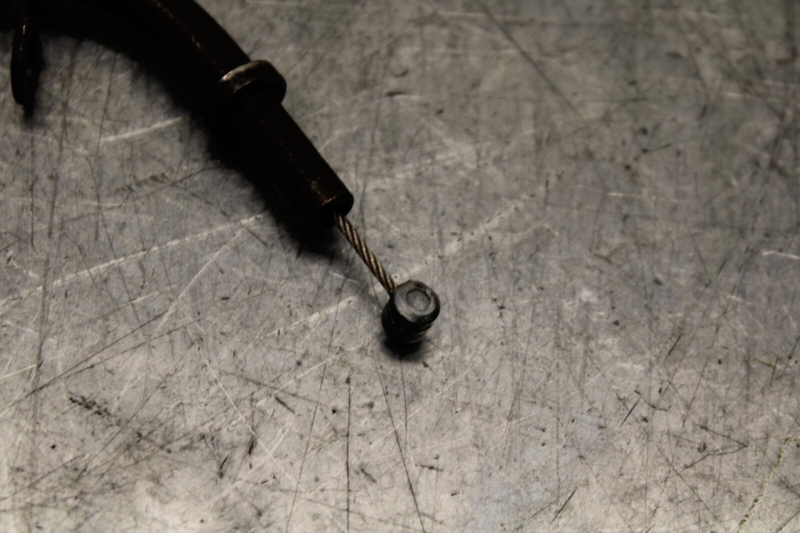 01 SUZUKI GSXR1000 THROTTLE CABLES LINES BB100 #B