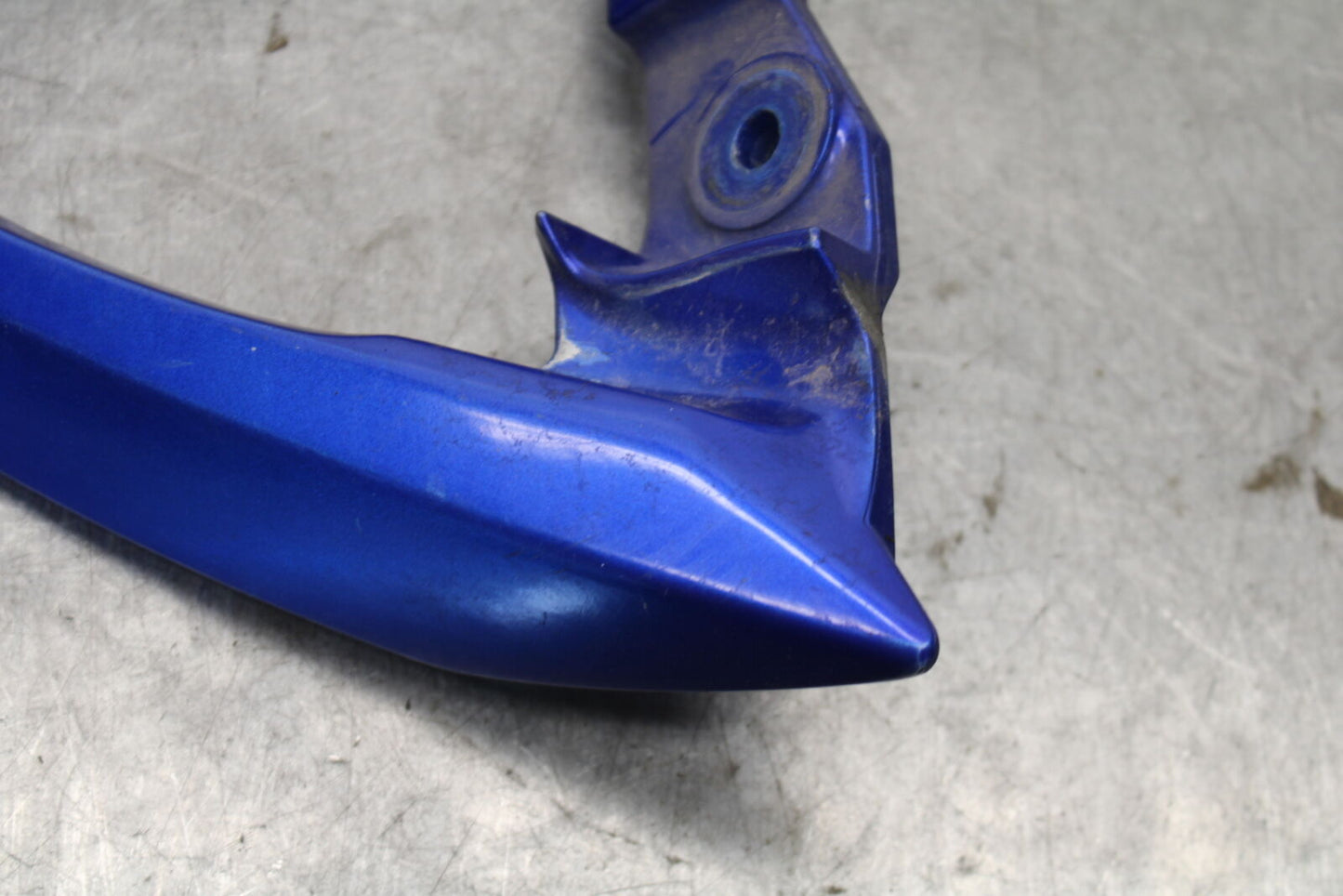 03-07 SUZUKI SV1000S PASSENGER REAR SEAT GRAB BAR HANDLE BB657