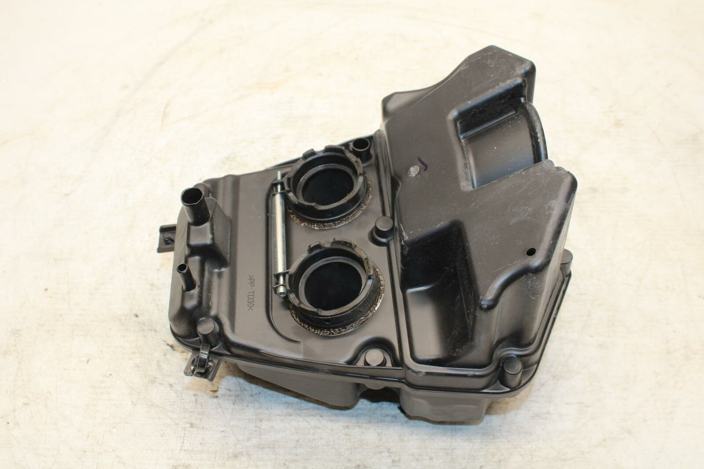 17-20 KAWASAKI NINJA 650 AIRBOX AIR INTAKE FILTER BOX BB364