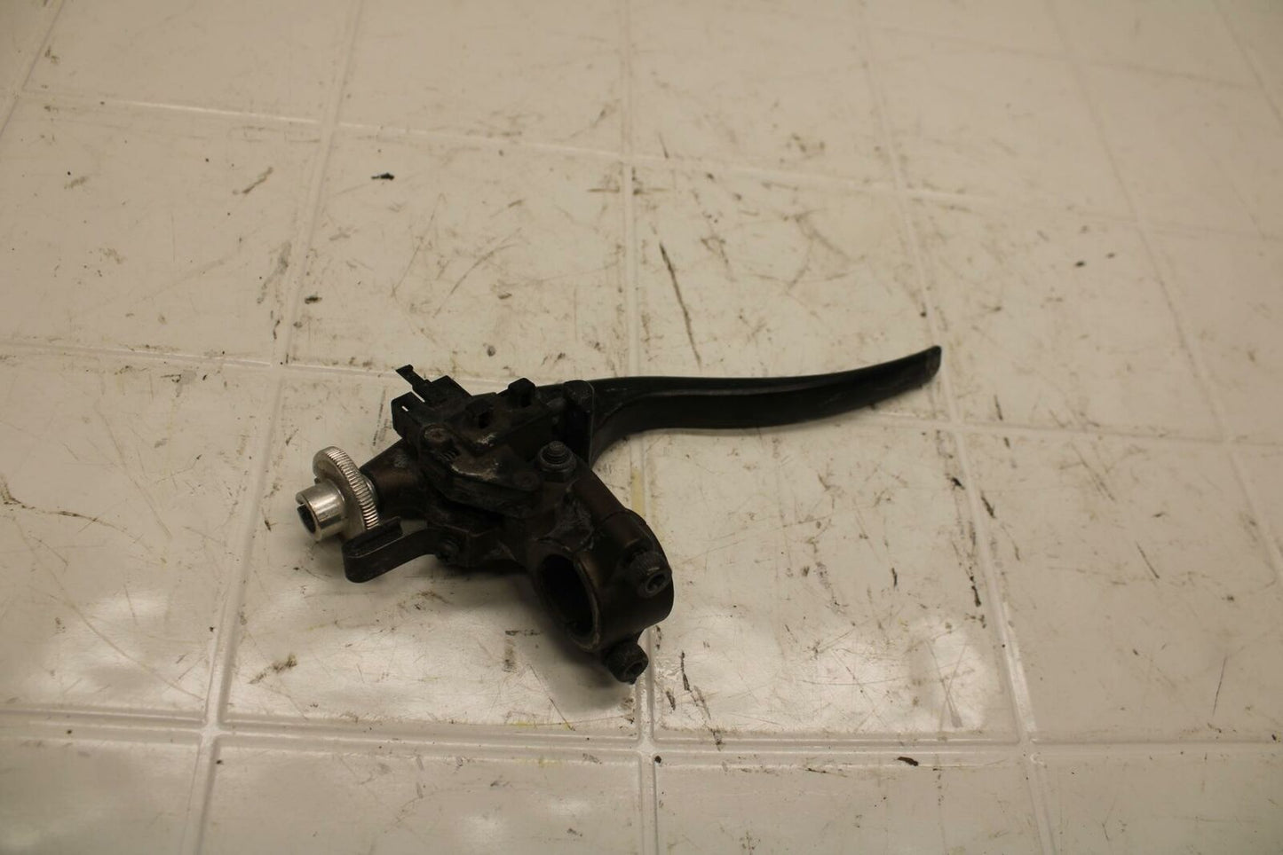 03-04 KAWASAKI NINJA ZX6R 636 CLUTCH PERCH MOUNT WITH LEVER BB397