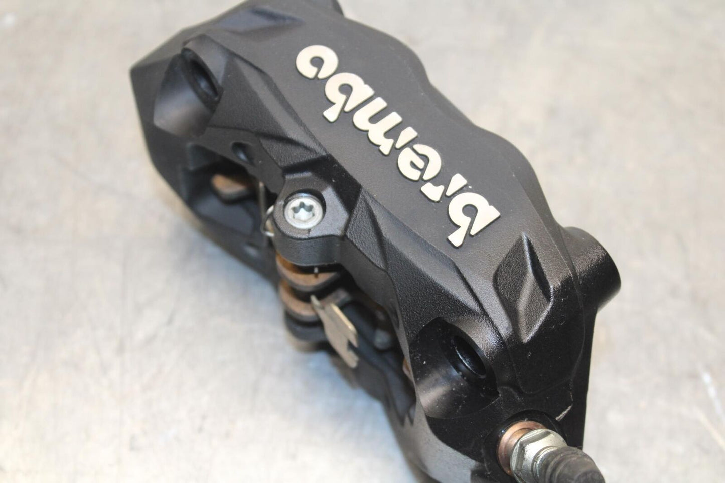 20-23 BMW F900R RIGHT LEFT FRONT BRAKE CALIPER SET PAIR CALIPERS BB603