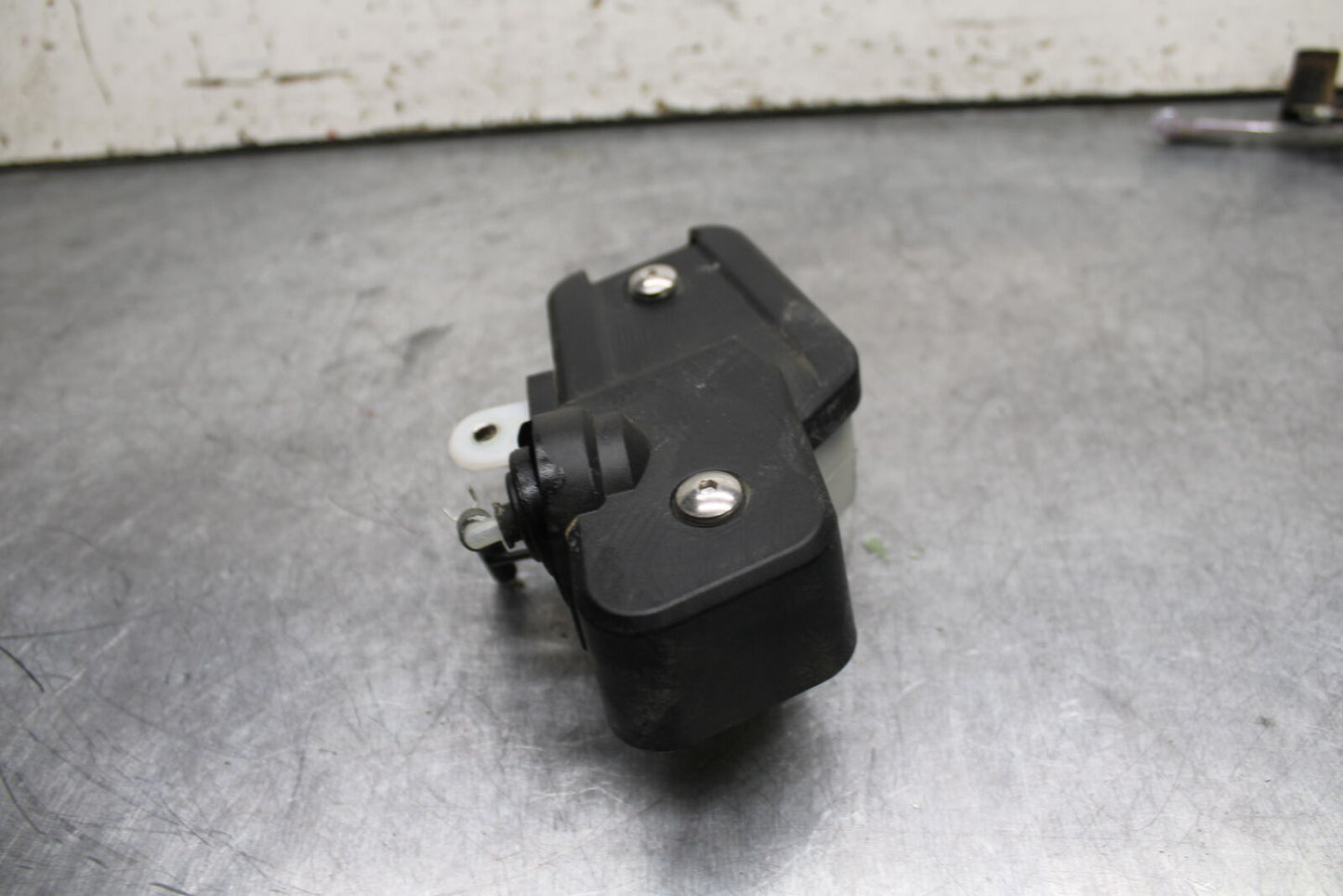 19-24 YAMAHA R3 COOLANT WATER TANK RESERVOIR BOTTLE BB736