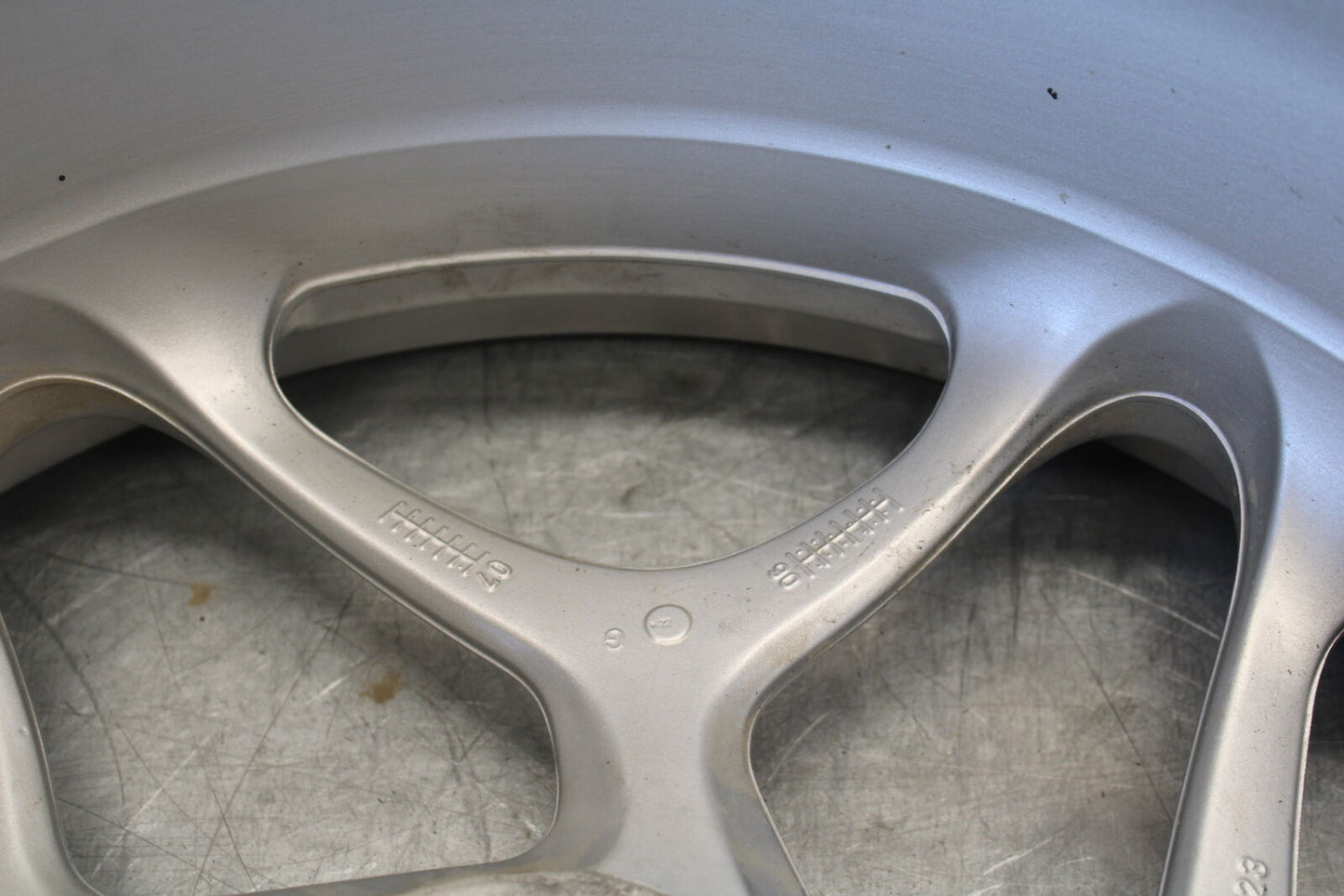 06-12 BMW F800ST REAR WHEEL BACK RIM BB291
