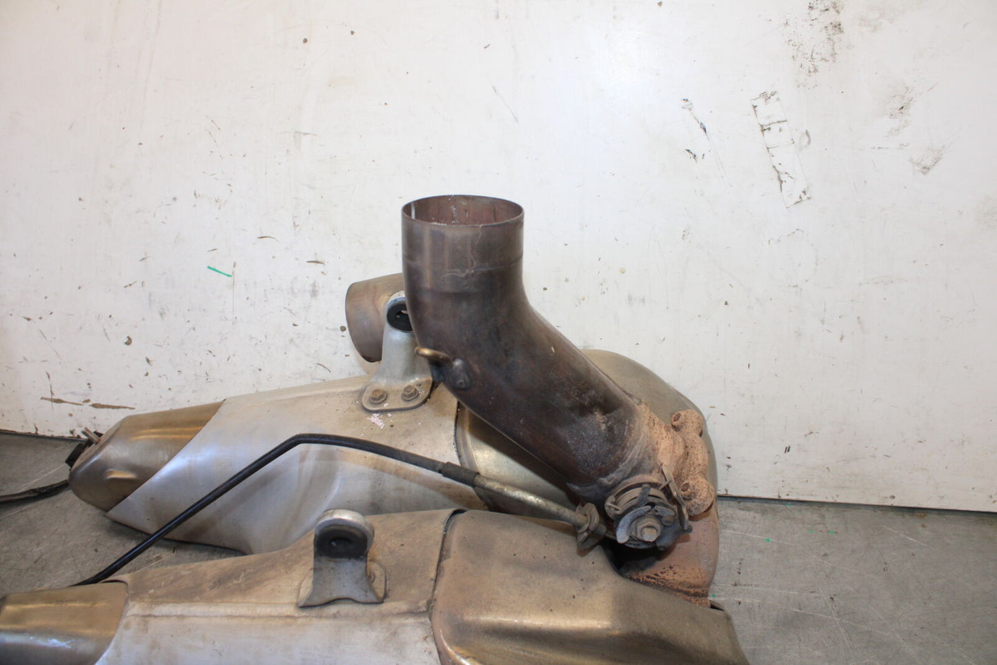 12-15 DUCATI 1199 PANIGALE FULL EXHAUST SYSTEM HEADERS PIPE MUFFLER BB699