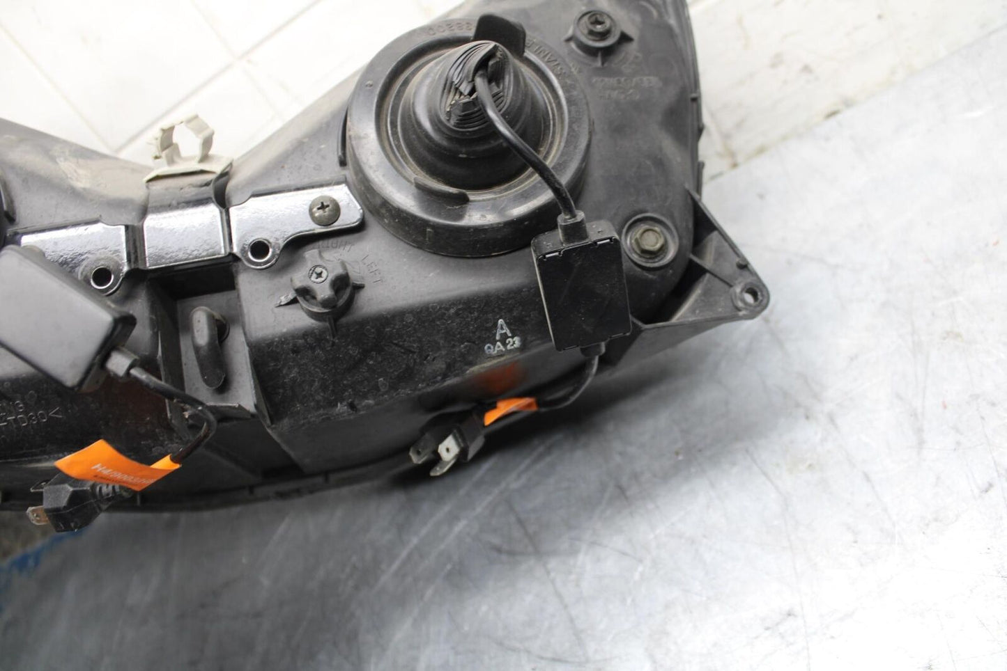 03 KAWASAKI ZX12R FRONT HEADLIGHT HEAD LIGHT LAMP BB472