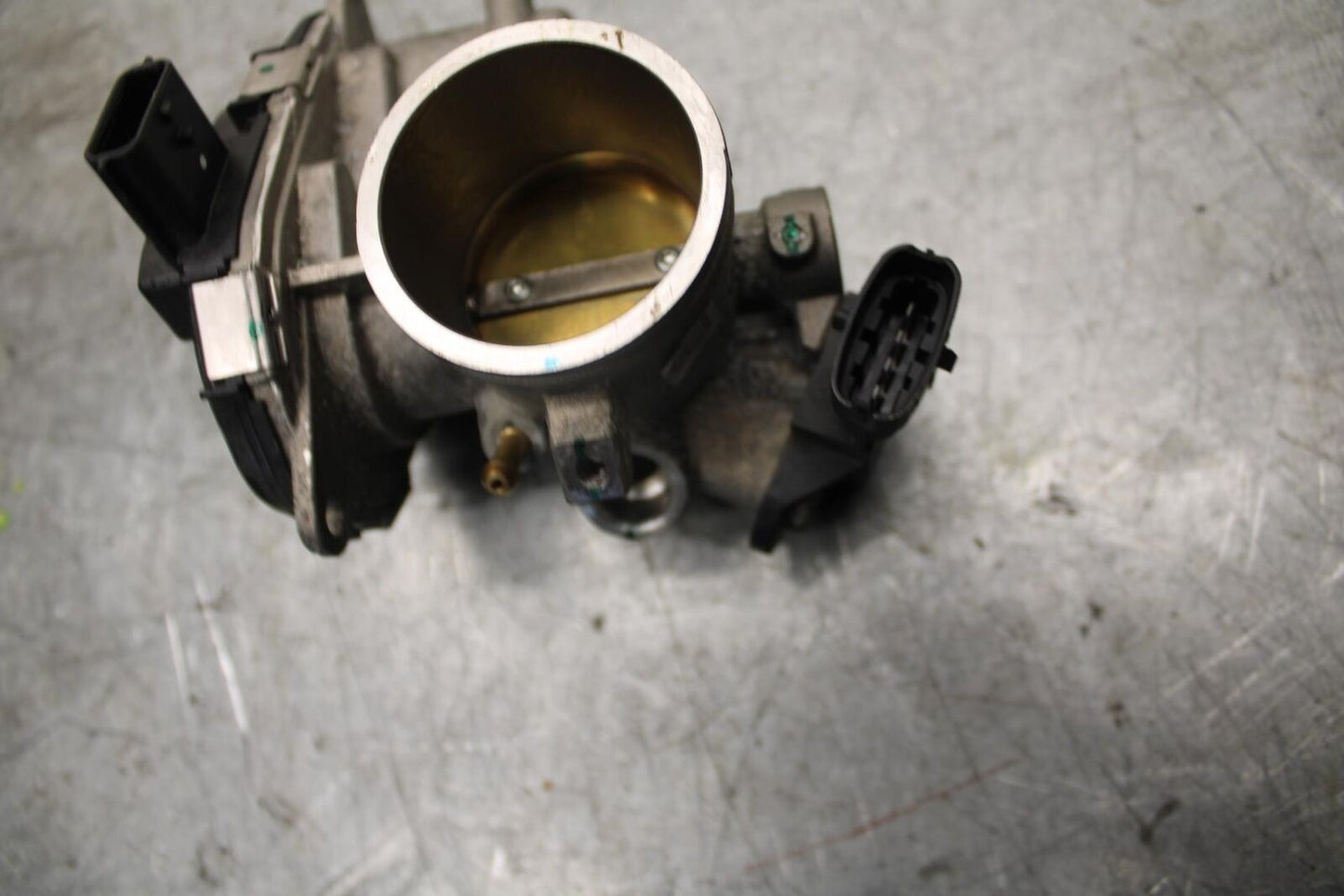 22-23 HUSQVARNA VITPILEN 401 MAIN FUEL INJECTORS / THROTTLE BODIES BB541