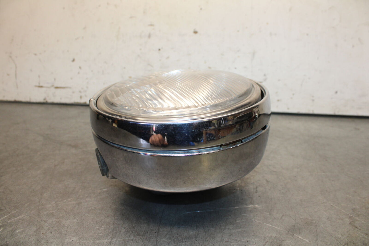 85-86 SUZUKI MADURA 1200 SINGLE HEADLIGHT HEAD LAMP LIGHT BB691