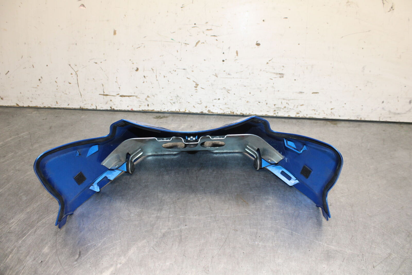 2009 Suzuki GSXR600 GAS TANK FUEL CELL COVER FAIRING COWL BB116