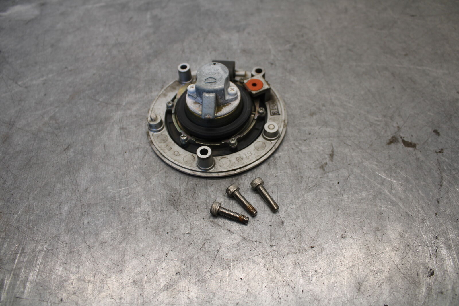 03-07 SUZUKI SV1000S IGNITION LOCK KEY SET W/GAS CAP SEAT LOCK 37000-16840 BB657